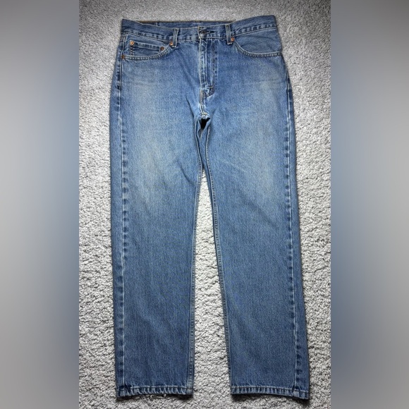 Levis Jeans Mens 36 x 32 Regular Fit Casual Denim Classic Work Everyday Project - Picture 1 of 6